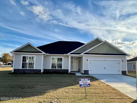 323 Eliza Way, Winterville, NC 28590