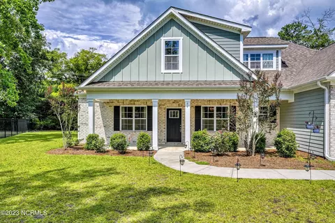 55 Sailview Ct, Hampstead, NC 28443 photo 2
