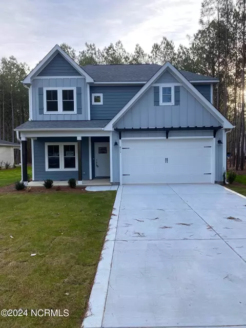 811 Thrush Dr, Vass, NC 28394