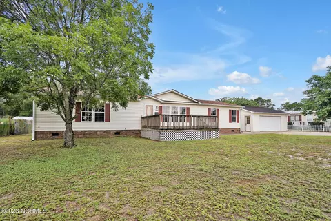 4839 Coastal Dr SE, Southport, NC 28461