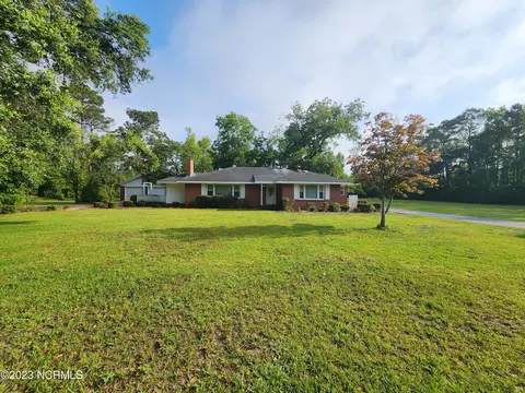 4244 Pigott Rd SW, Shallotte, NC 28470