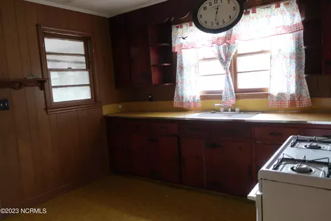 1235 Jackson Swamp Rd, Bath, NC 27808 photo 3