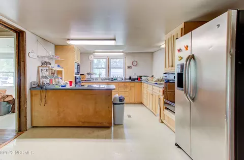 216 S College St, Atkinson, NC 28421 photo 15