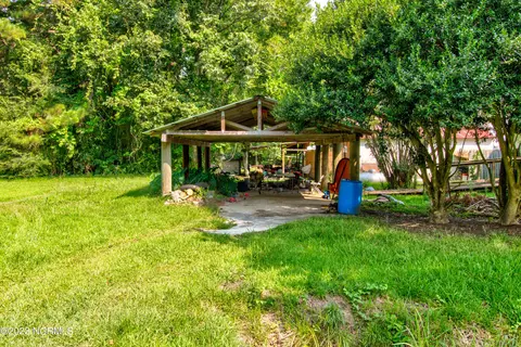 216 S College St, Atkinson, NC 28421 photo 6