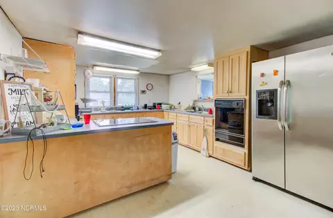 216 S College St, Atkinson, NC 28421 photo 16