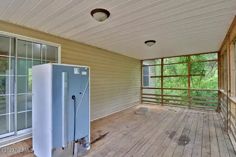 143 Simpson Rd, Barco, NC 27917 photo 8