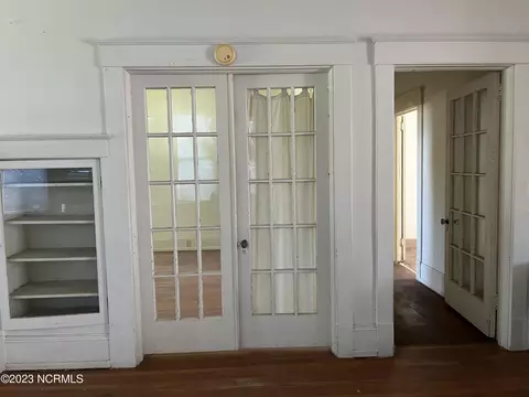 311 E Main St, Mount Olive, NC 28365 photo 11
