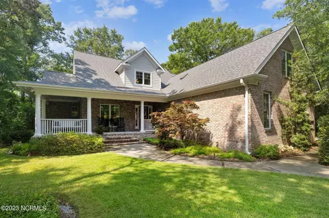 5204 Woodscape Dr, Wilmington, NC 28409