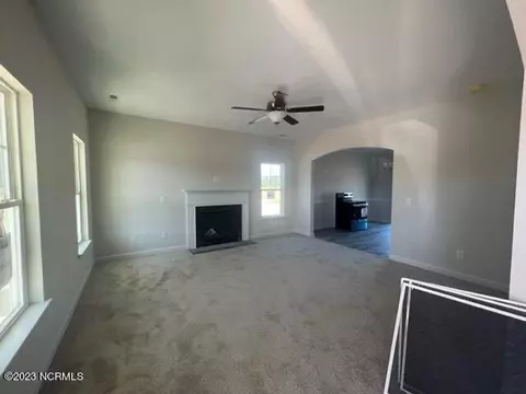 158 Uzzell Rd, Hubert, NC 28539 photo 7