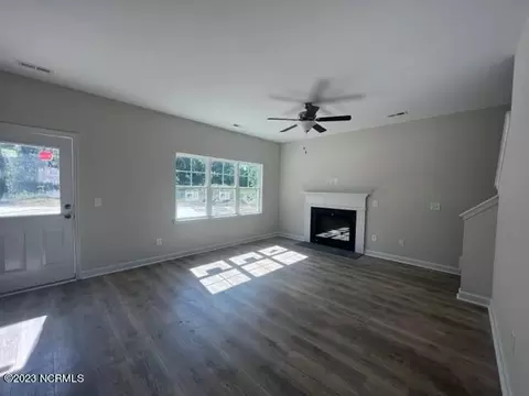 408 Silverstone Ln, Hubert, NC 28539 photo 3