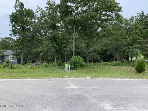 4989 Lakewood Dr SW, Shallotte, NC 28470