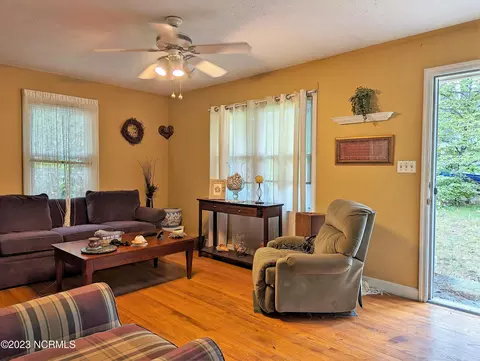 520 W Baltimore Ave, Pinebluff, NC 28373 photo 3