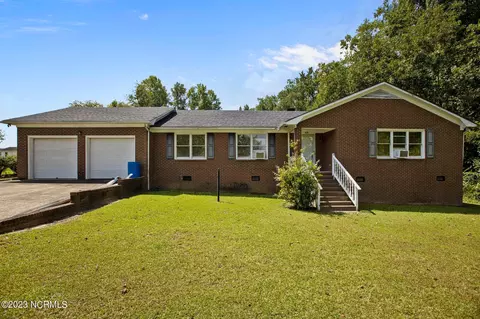 408 Black Jack Simpson Rd, Greenville, NC 27858