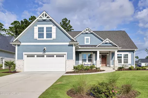 62 Shoal Ave, Hampstead, NC 28443