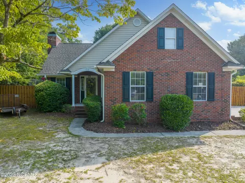 727 Eastwood Rd, Wilmington, NC 28403