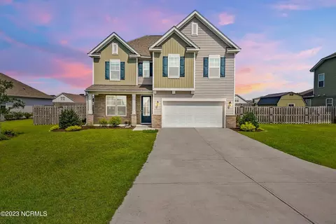 46 Rochester St, Hampstead, NC 28443