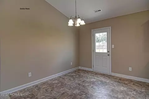 156 Uzzell Rd, Hubert, NC 28539 photo 4
