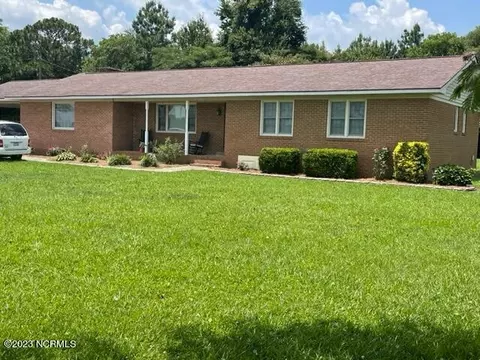 5676 Us 17 S, Chocowinity, NC 27817