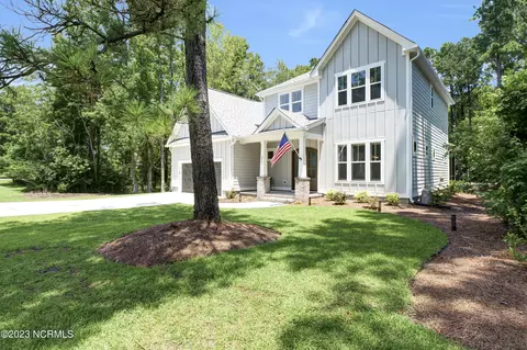 211 Hydrangea Ln, Hampstead, NC 28443 photo 2
