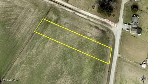 161 Jim Parker Rd, Jacksonville, NC 28546