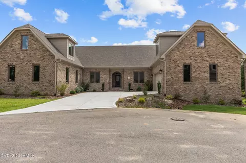 2 Regency Ct #8, Pinehurst, NC 28374 photo 2