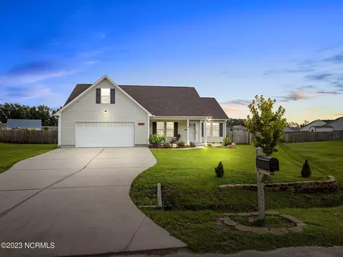 131 Christy Dr, Beulaville, NC 28518