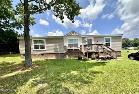 2399 View Nicholson Rd, Williamston, NC 27892