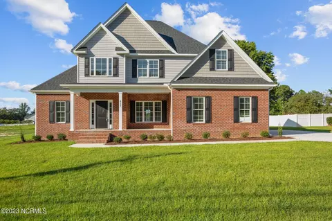 411 Black Jack Simpson Rd, Greenville, NC 27858
