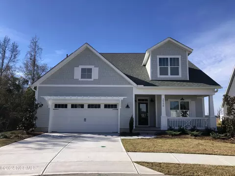 2556 Lakeside Cir, Wilmington, NC 28401