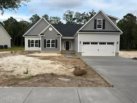 7162 Old Stump Dr SE, Leland, NC 28451