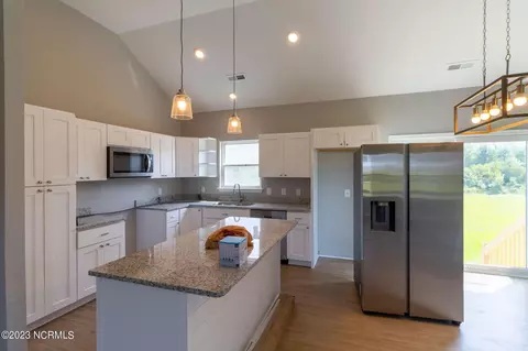 129 Otter Loop, Barco, NC 27917 photo 8