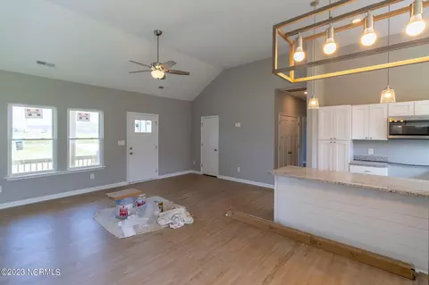 129 Otter Loop, Barco, NC 27917 photo 10
