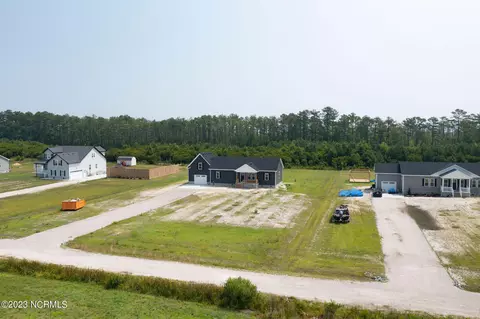 129 Otter Loop, Barco, NC 27917 photo 7