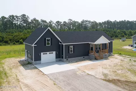 129 Otter Loop, Barco, NC 27917
