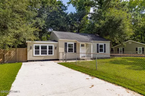252 Leonard St #0, Jacksonville, NC 28540