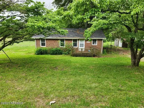 1322 Rams Horn Rd, Greenville, NC 27834