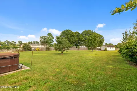 311 Trappers Rd, Hubert, NC 28539 photo 51