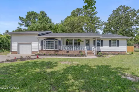 112 Holly Dr, Rocky Mount, NC 27803