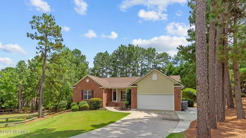 14 Grayson Ln, Pinehurst, NC 28374 photo 3