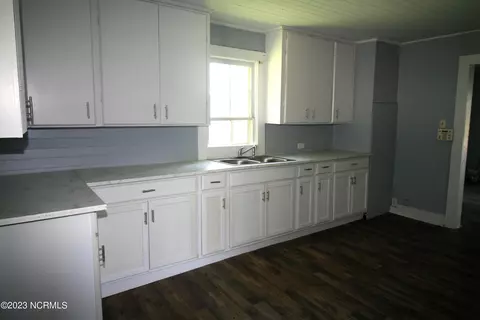 912 Broad St, Windsor, NC 27983 photo 6