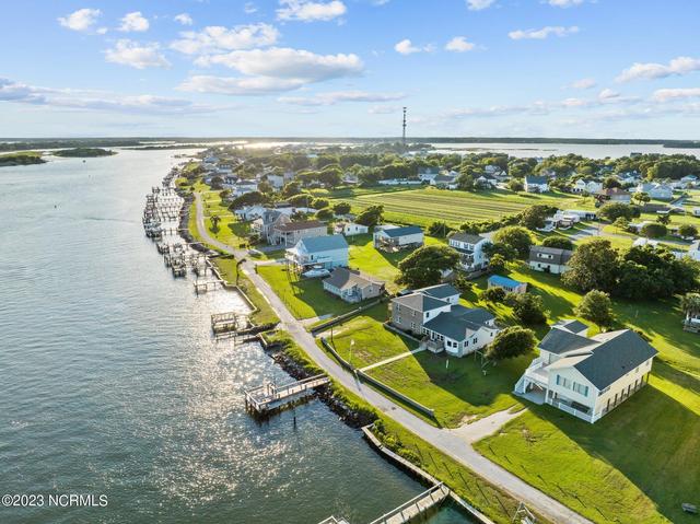 139 Waterway Dr, Cedar Point, NC 28584