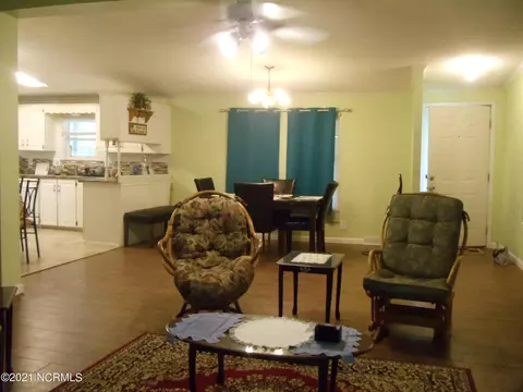 562 Riggs Rd, Hubert, NC 28539 photo 4