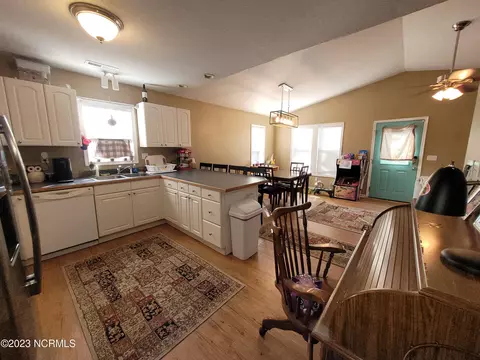 110 Sea Gull Ct, Kill Devil Hills, NC 27948 photo 3
