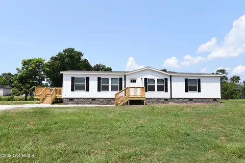 1630 Forest Pine Dr SW, Supply, NC 28462