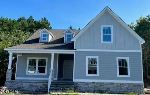 653 Breezewood Dr SE #9, Bolivia, NC 28422