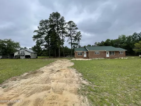 400 Mill Creek Church Rd, Roseboro, NC 28382