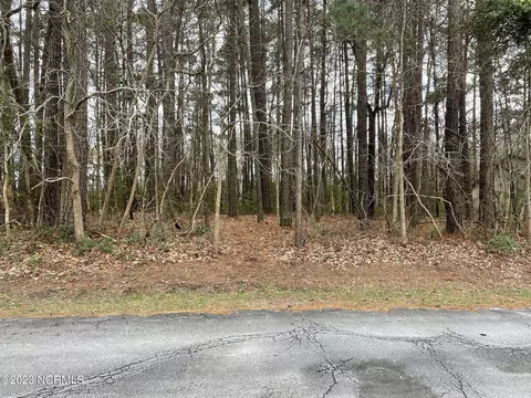 10182634 Powers Ln, Winterville, NC 28590