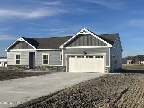 220 Pee Dee Dr, Shawboro, NC 27973