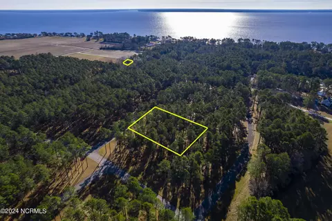 52 Corolla Loop Rd, Arapahoe, NC 28510 photo 8