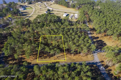 52 Corolla Loop Rd, Arapahoe, NC 28510 photo 12